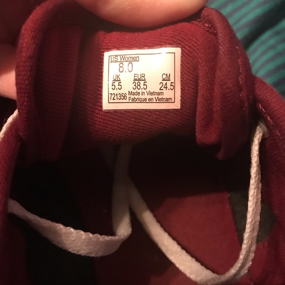 Vans - Picture 4 of 4